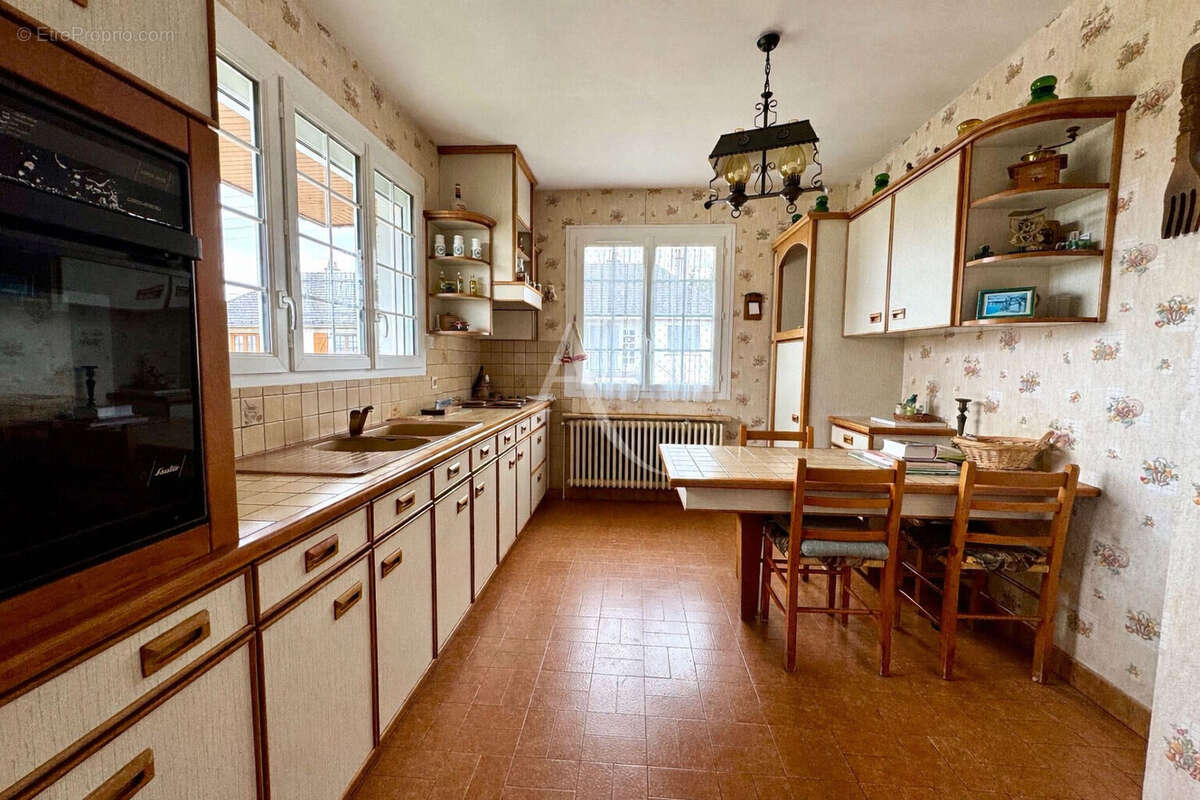 Maison à ROCHECORBON