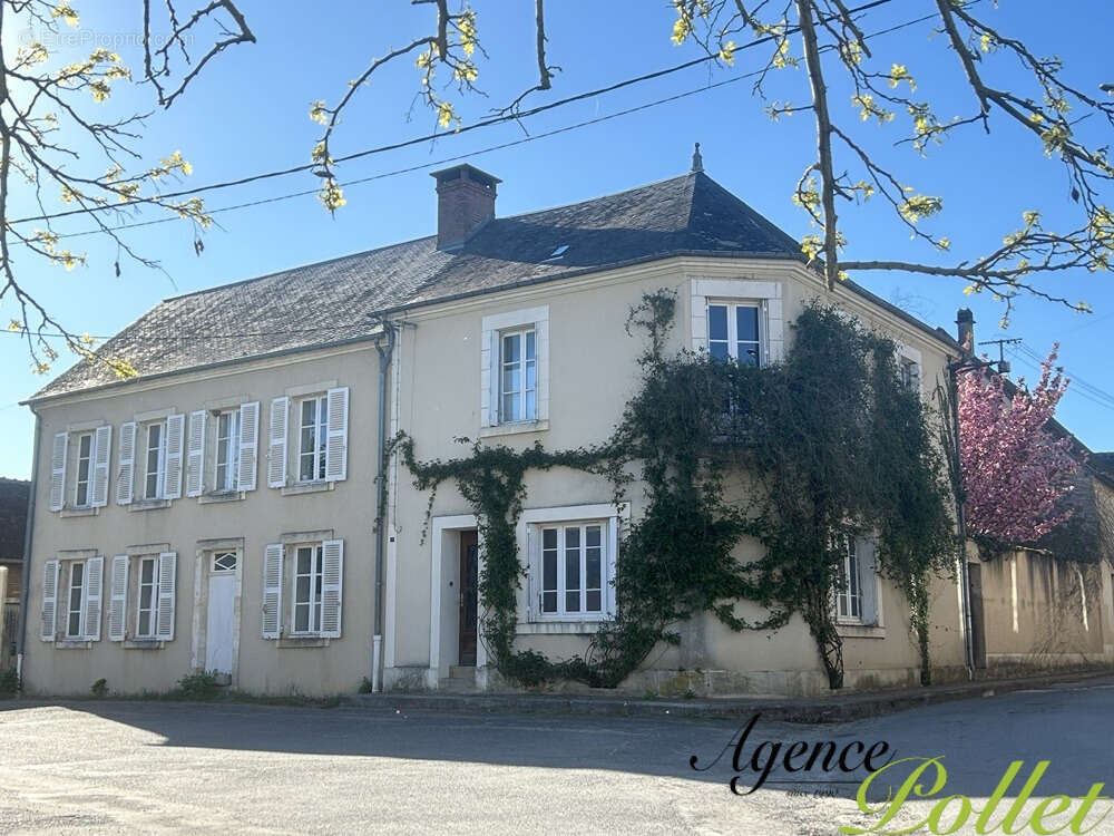 Maison à SANCERRE