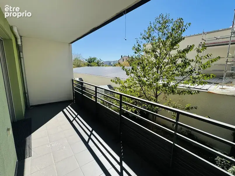 Photo Appartement à Saint-Fons au prix de 190 000€
