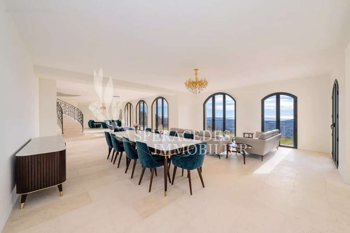 Maison à SPERACEDES