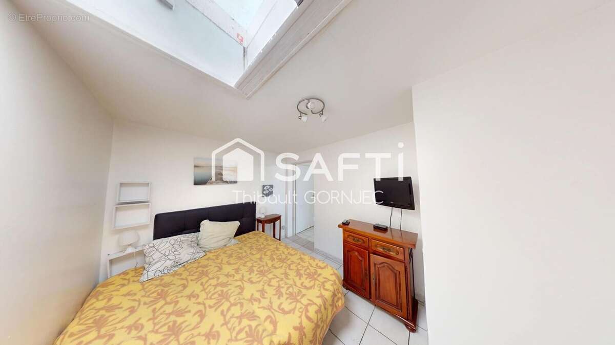 Appartement 400 m² à Dordives  - photo 4