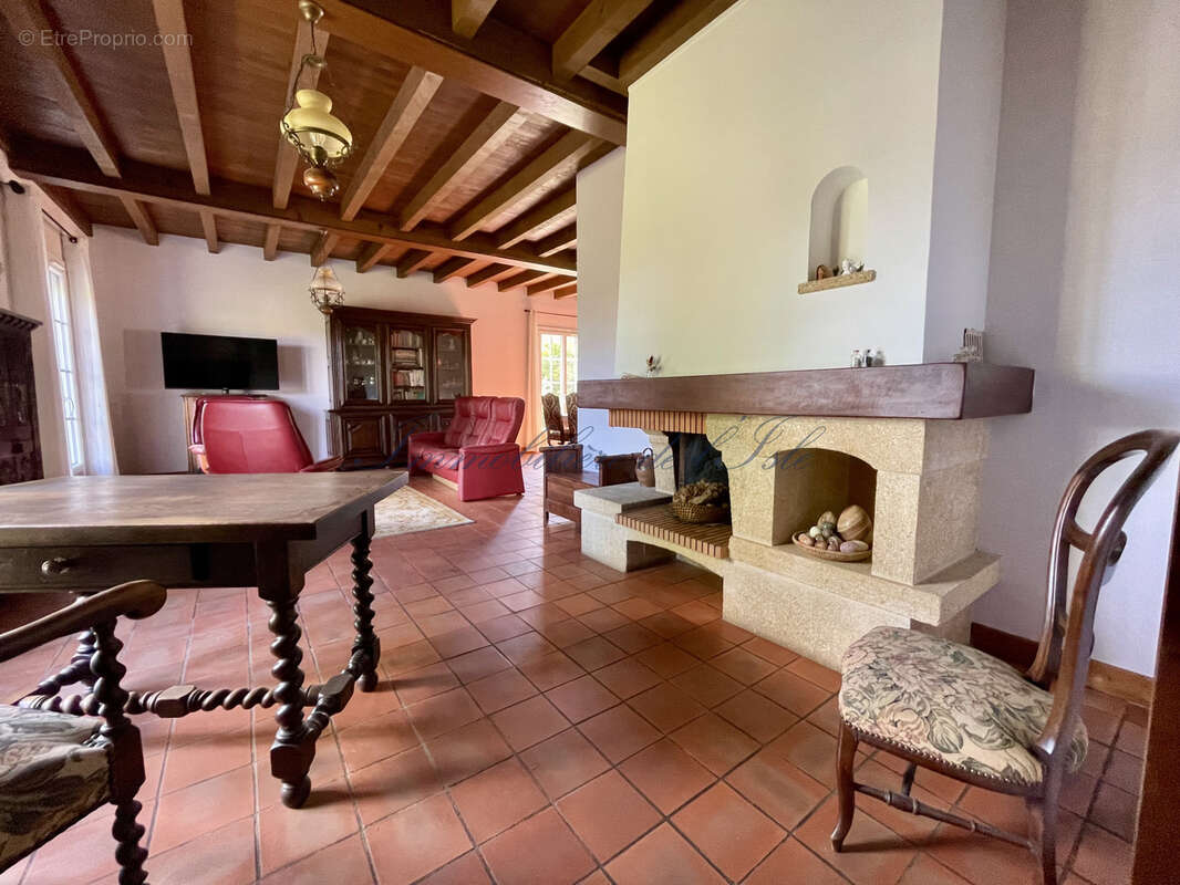 Maison à CHANCELADE