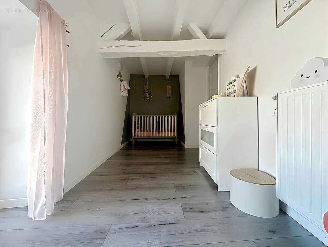 Maison à PONCEY-LES-ATHEE