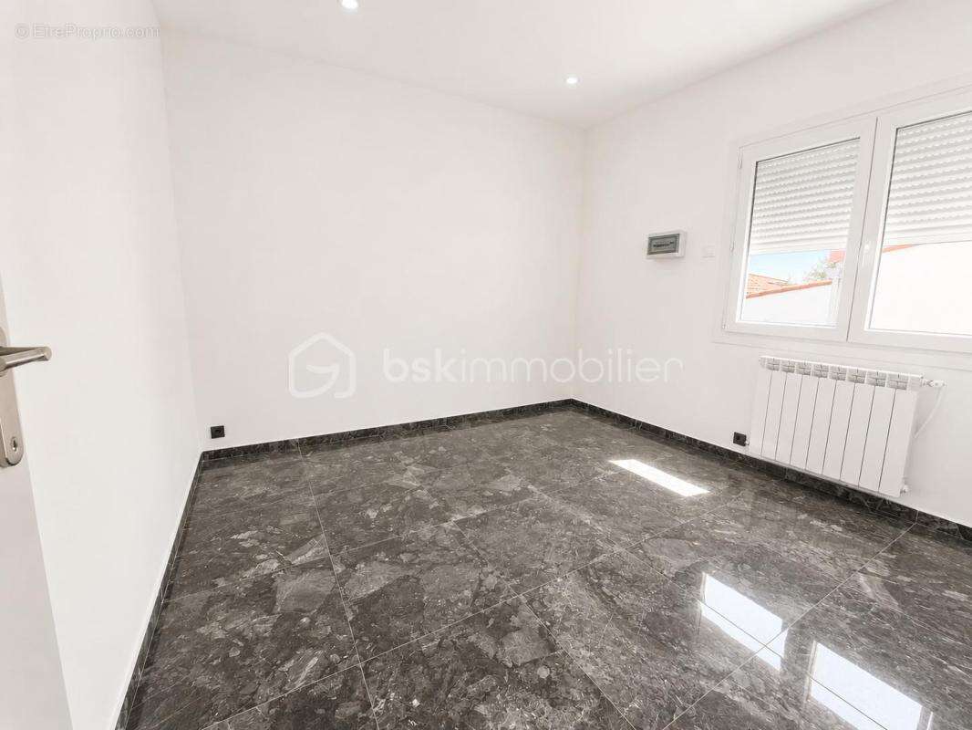 Maison contemporaine de plain-pied avec dépendance – 134 m² – Terrain 685 m² – Saint-Christol-lez-Alès (Montèze) - photo 6