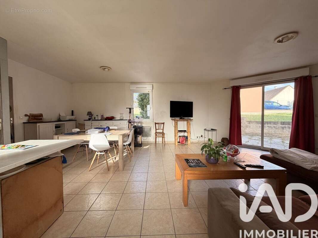 Photo 2 - Maison à LA SUZE-SUR-SARTHE