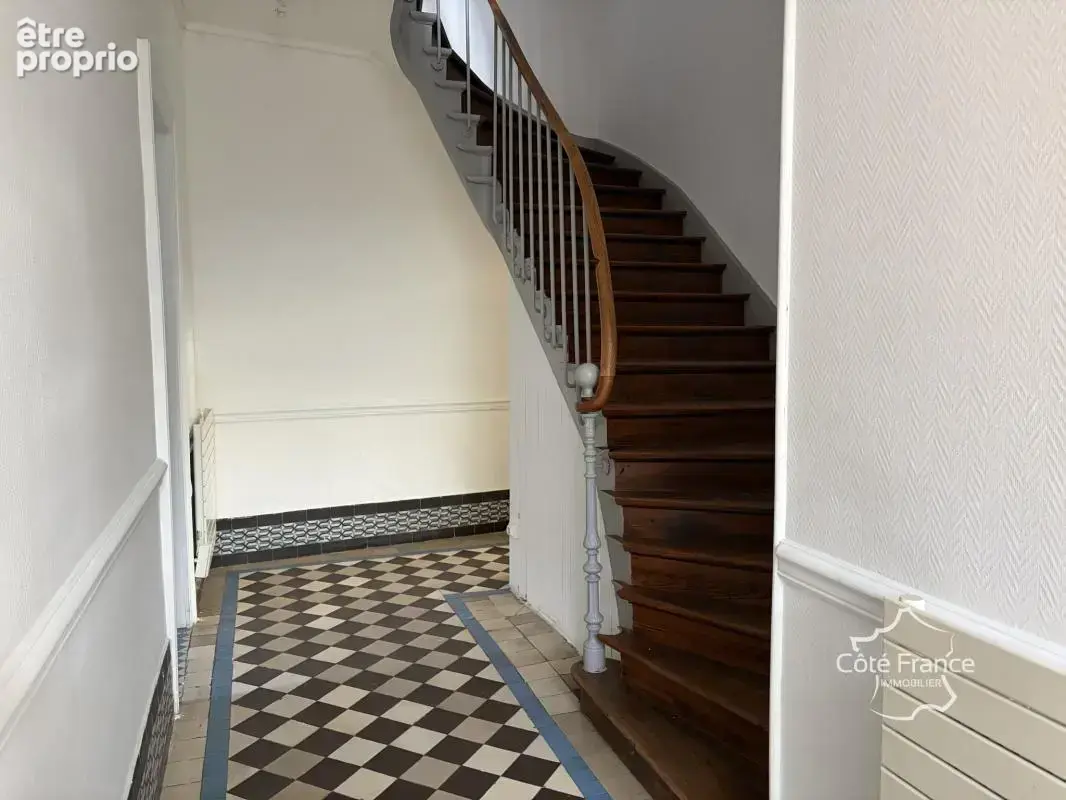 A SAISIR RAPIDEMENT .Wassigny 02630 .Belle maison Bourgeoise - photo 4