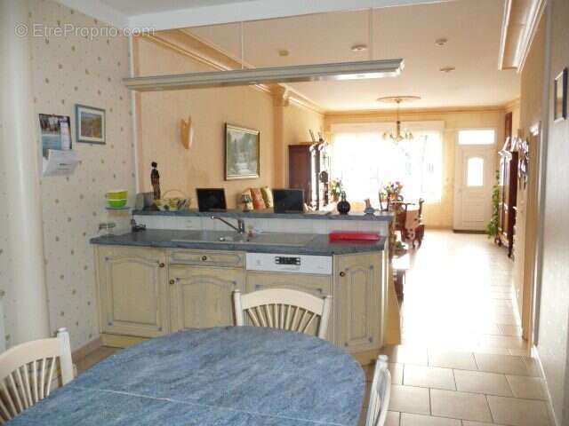 Maison à VILLAINES-LA-JUHEL