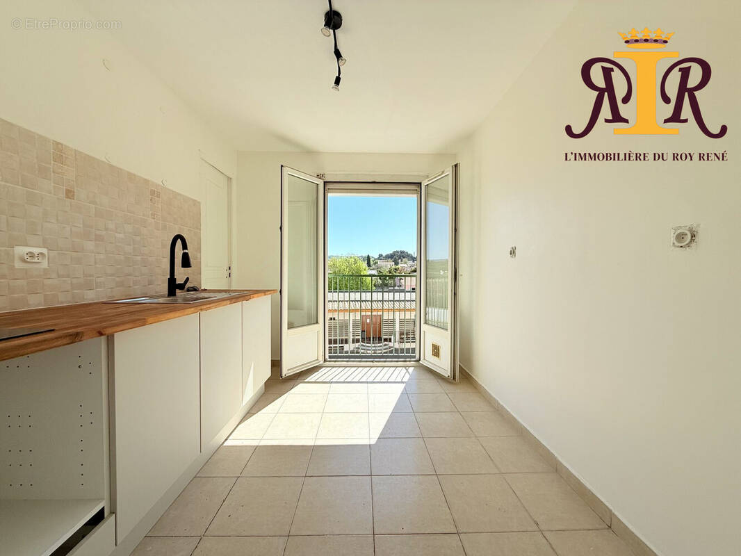 Appartement à PERTUIS