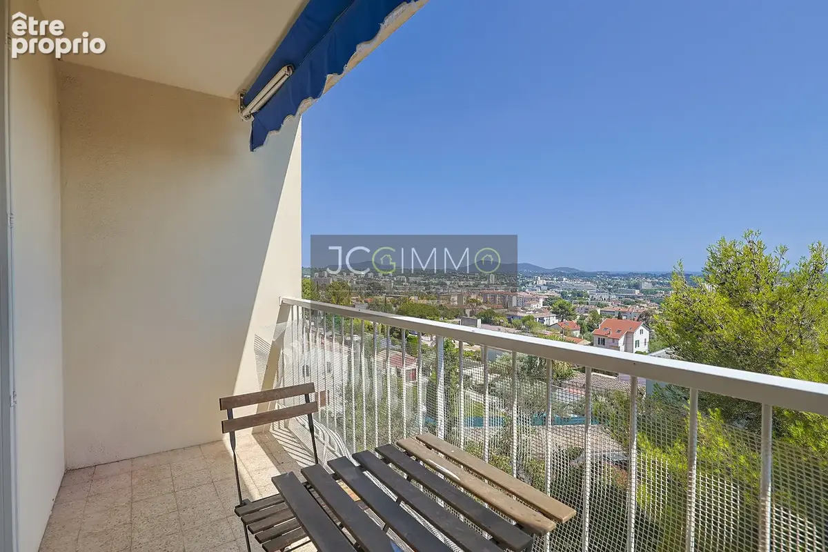 Appartement T4 vue Mer + 2 Balcons + Garage + Cave - photo 9