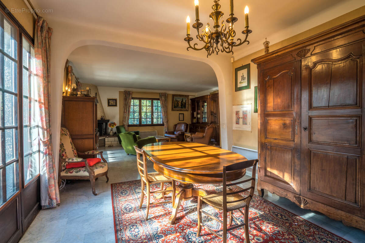 Maison à SAINT-RAPHAEL