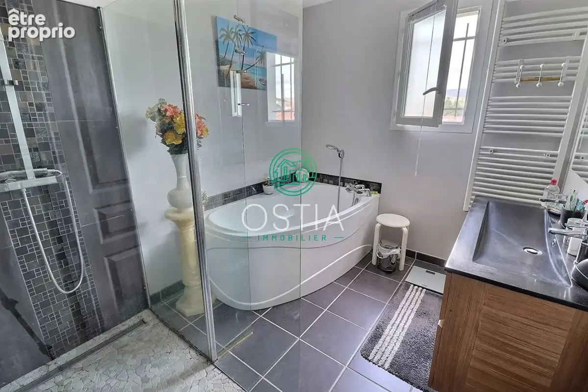 Villa Rive De Gier 5 pièce(s) 110 m2 - photo 3