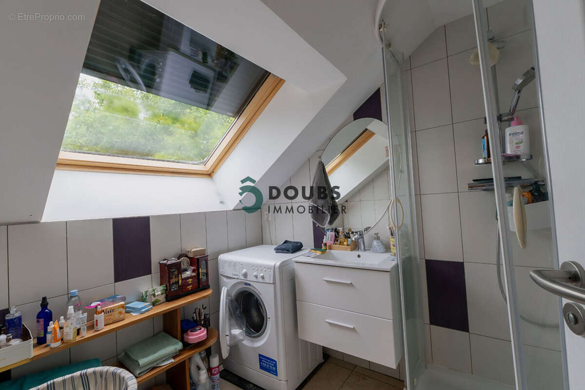 Immeuble à Villers Sous Chalamont - photo 12