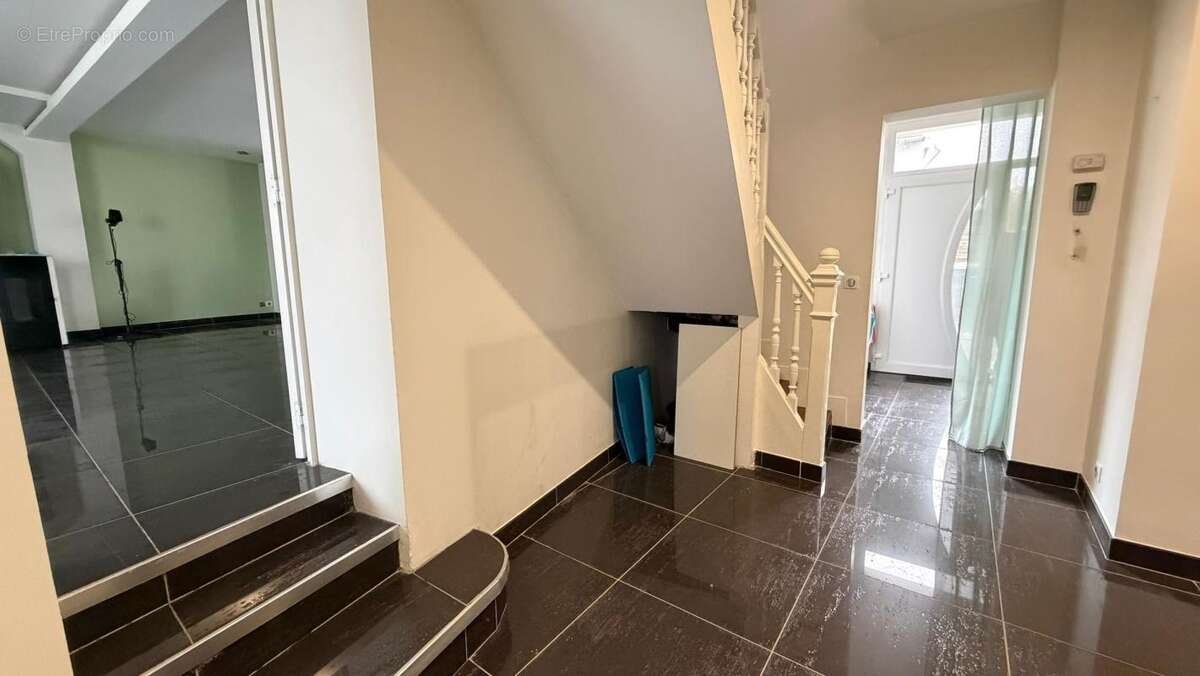 Maison à NEUILLY-PLAISANCE