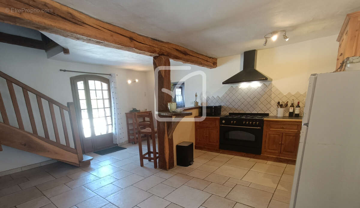 Charmante maison - 2 chambres - 125 m2 - St Germain et Mons - photo 4