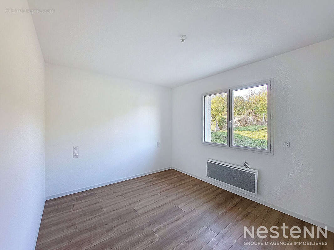 Maison à CASTERA-VERDUZAN