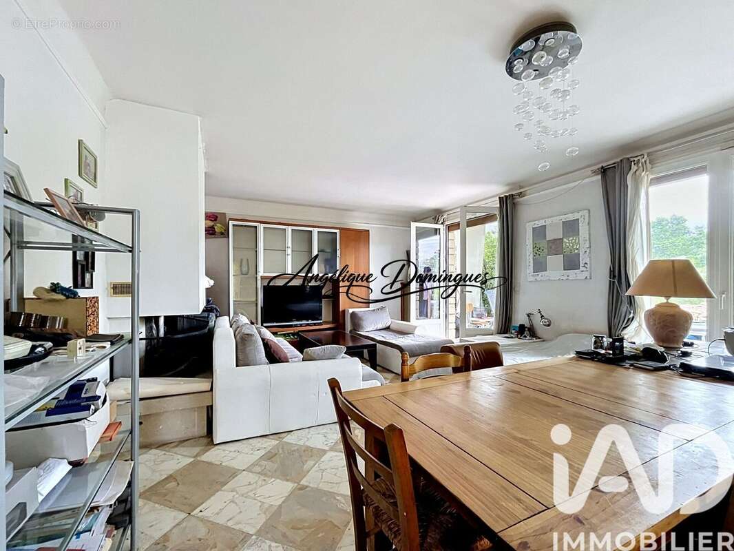 Maison 134 m² à Aubergenville  - photo 3
