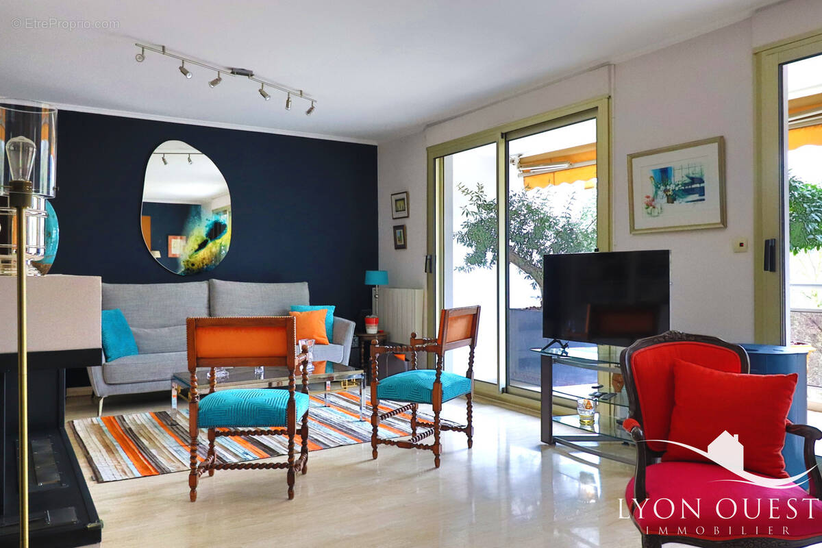 Appartement à CHARBONNIERES-LES-BAINS