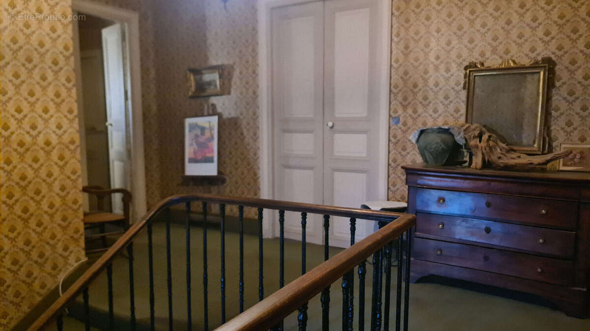 Maison à COURNONSEC