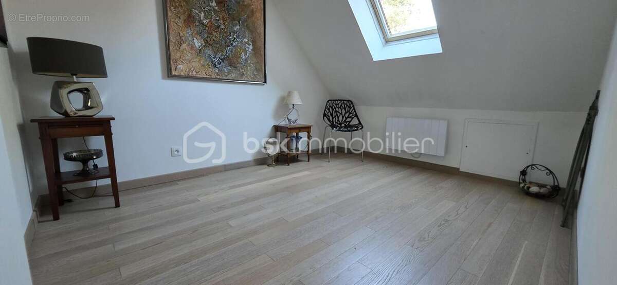 Maison à VULAINES-SUR-SEINE