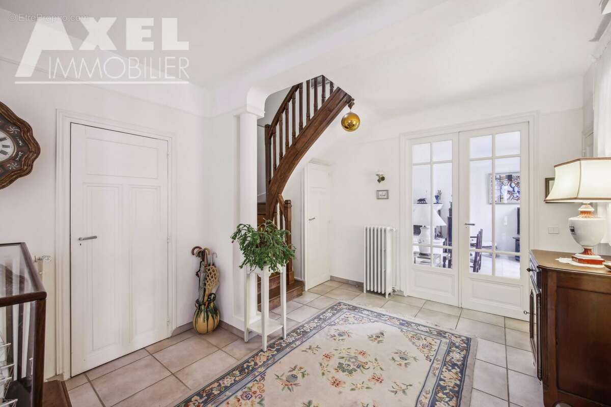 Maison à BOIS-D'ARCY