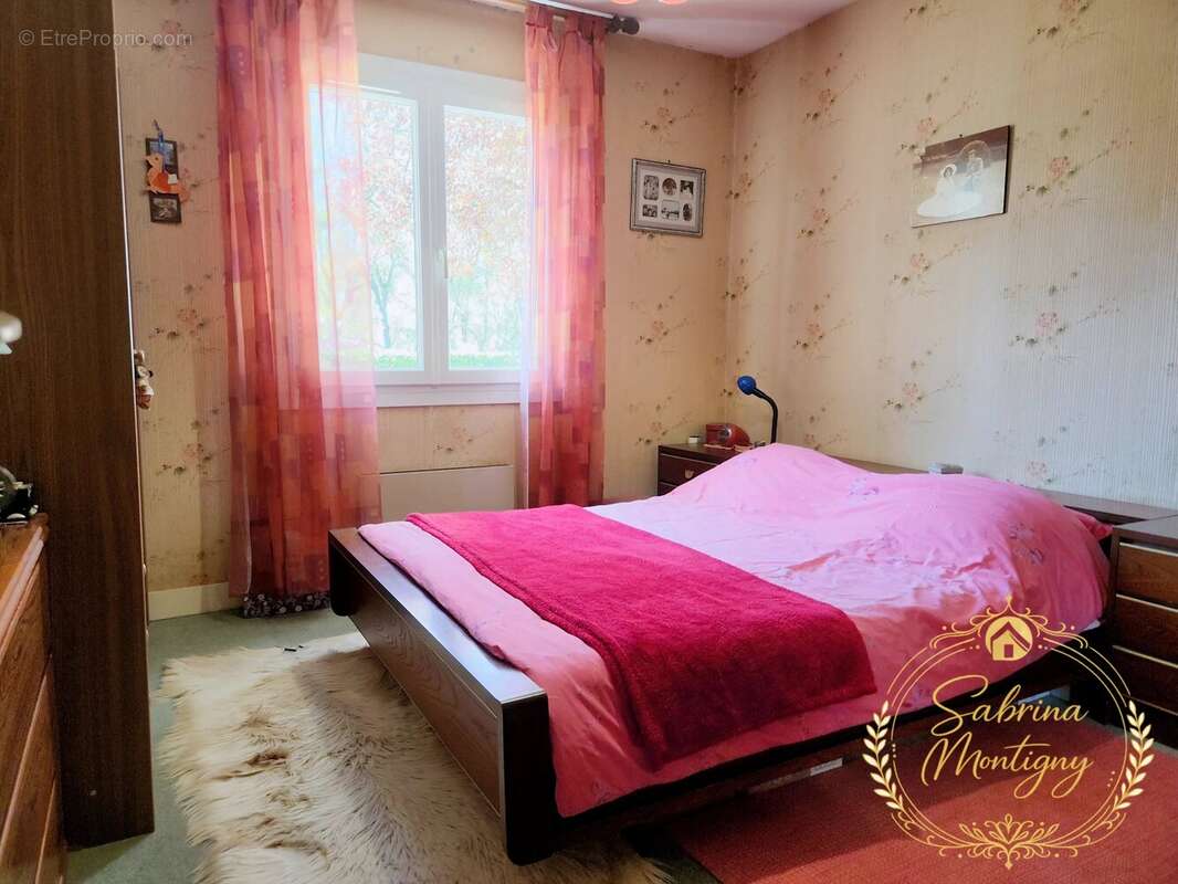 Maison à AZAY-LE-RIDEAU