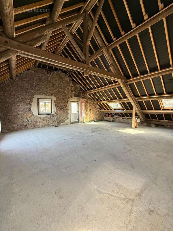 Photo 3 - Appartement à POUILLEY-LES-VIGNES