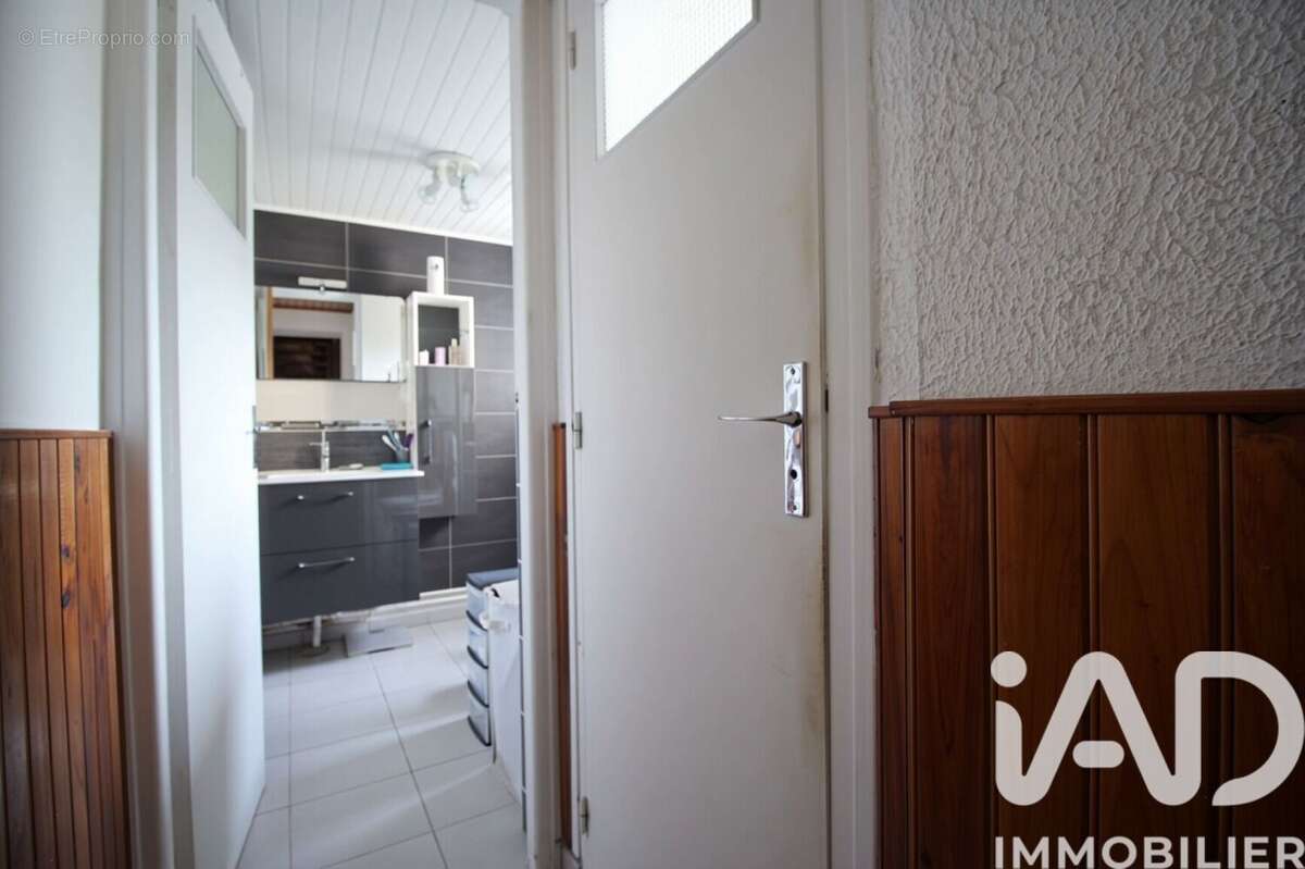 Maison 115 m² à Val-Des-Marais  - photo 7