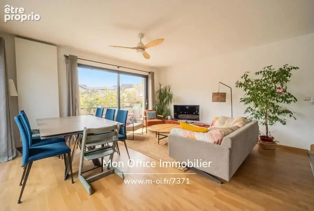 Référence : 7371-TCA - Appartement 4 pièces de 85m2 avec terrasse vue montagne et garage double rue Louis Boch (Annecy centre-vi - photo 14