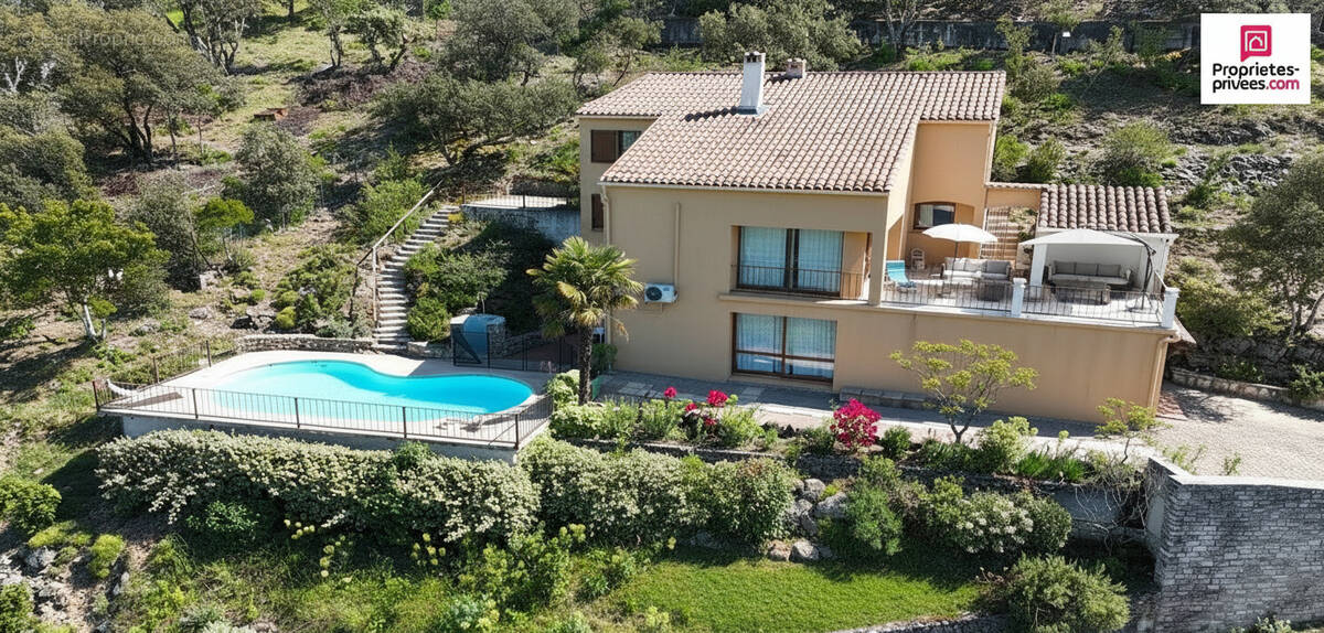 Maison à ESPARRON-DE-VERDON