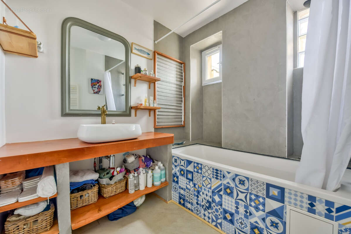 Appartement à SURESNES