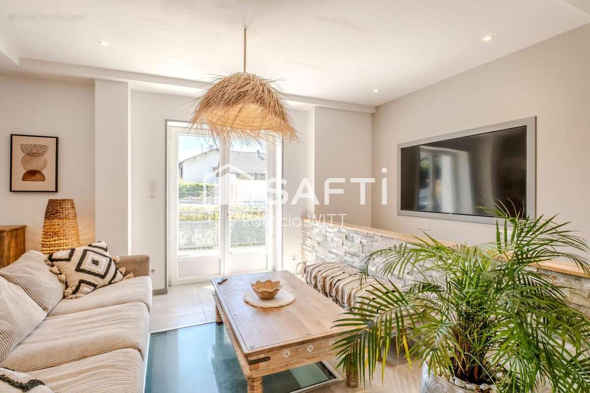 Photo 2 - Maison à ANTHY-SUR-LEMAN