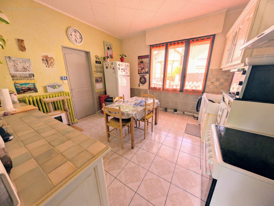 Maison à SAINTE-SAVINE