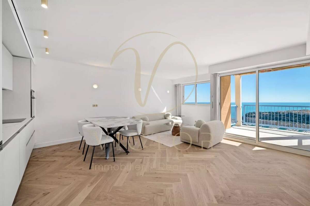 Appartement à BEAUSOLEIL