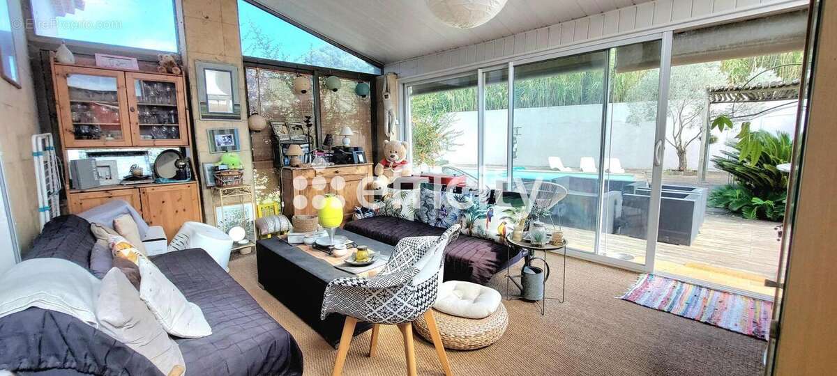 Maison à ENSUES-LA-REDONNE