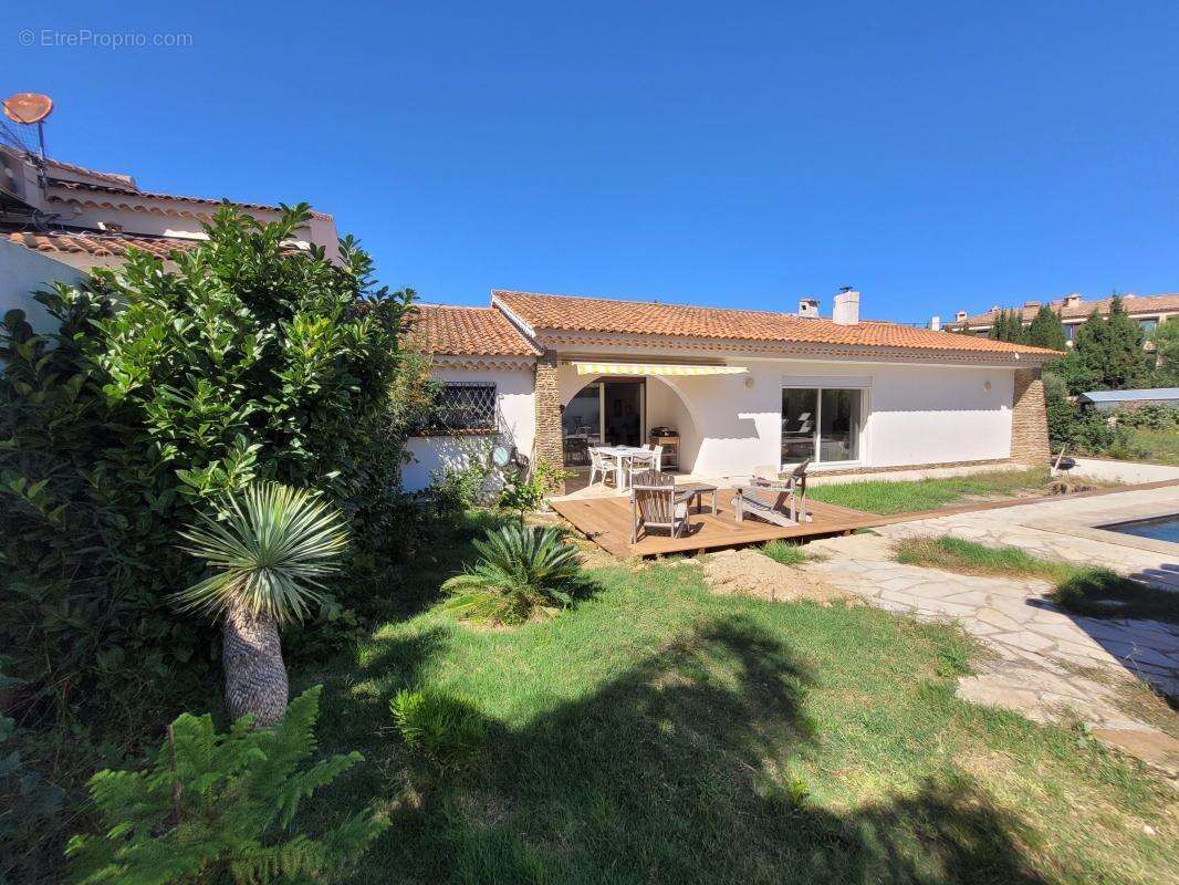 Maison à SIX-FOURS-LES-PLAGES