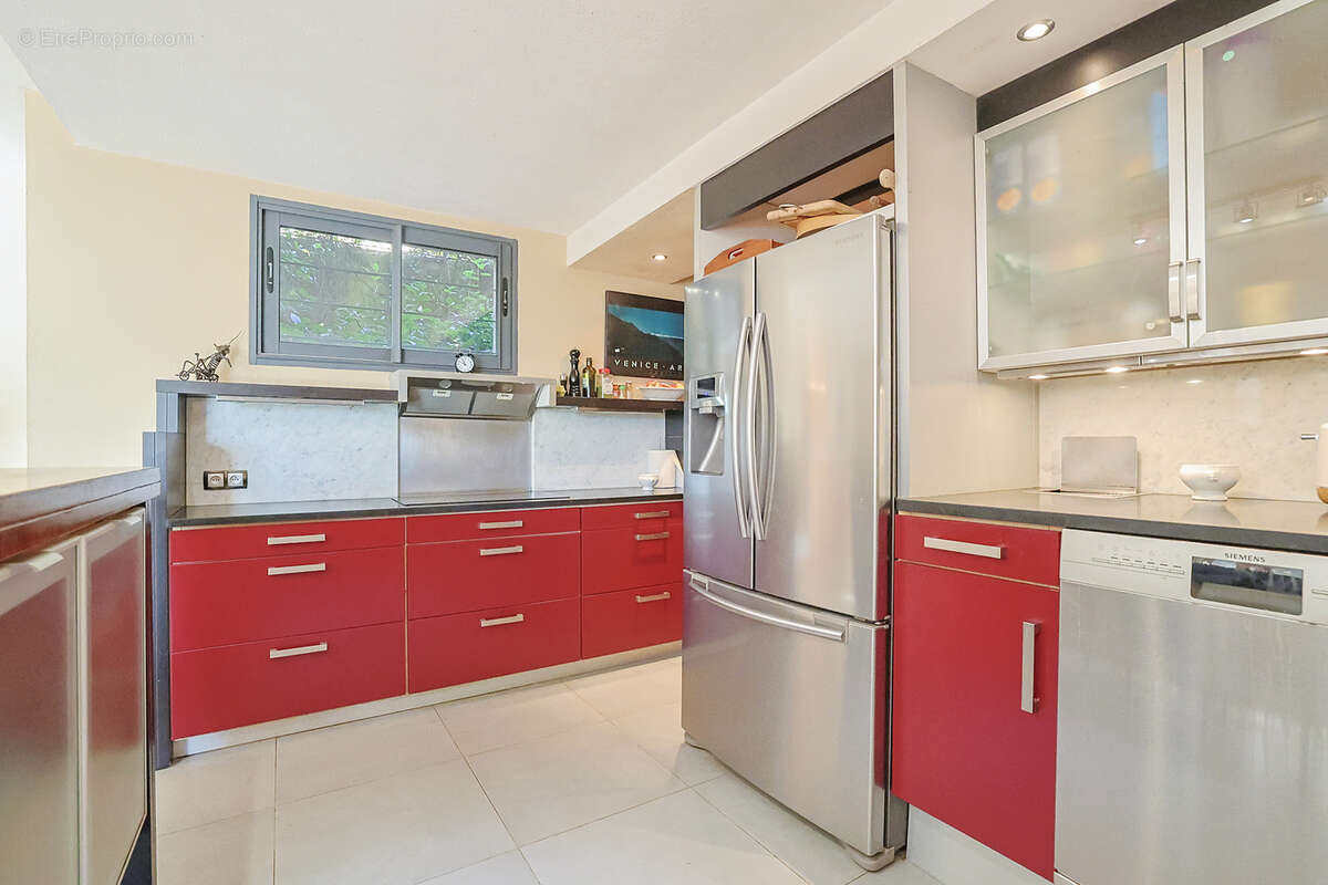 Maison à SOLLIES-PONT