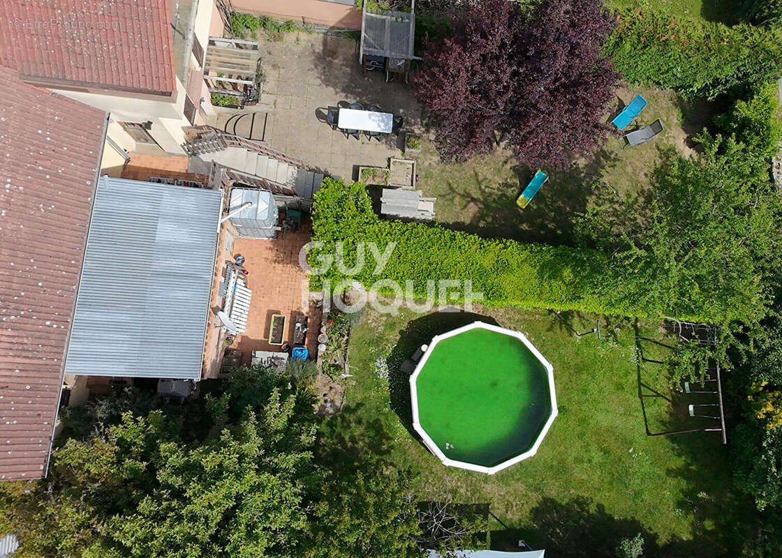 Maison bi famille 7 pièces 185 m² sur 7 ares - photo 2