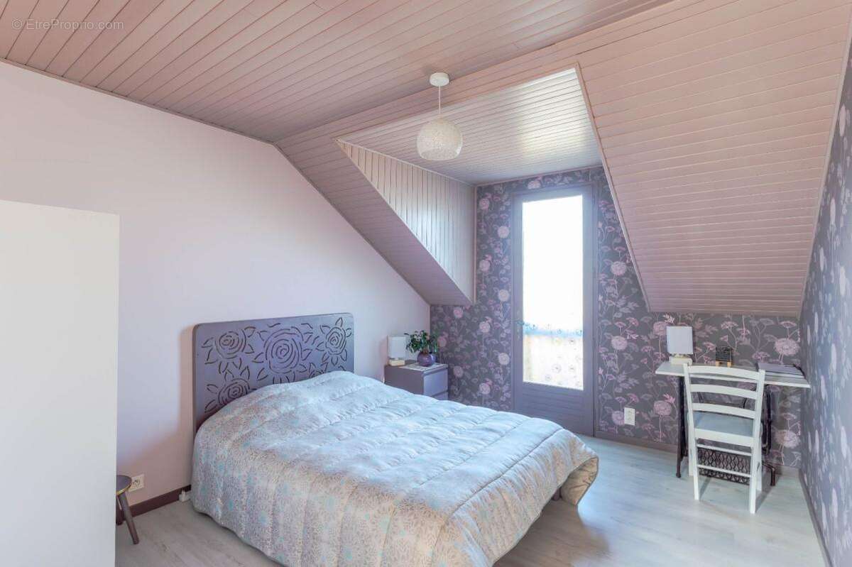 Maison à BARAQUEVILLE