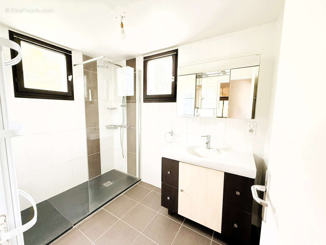 Maison à SAINT-BALDOPH