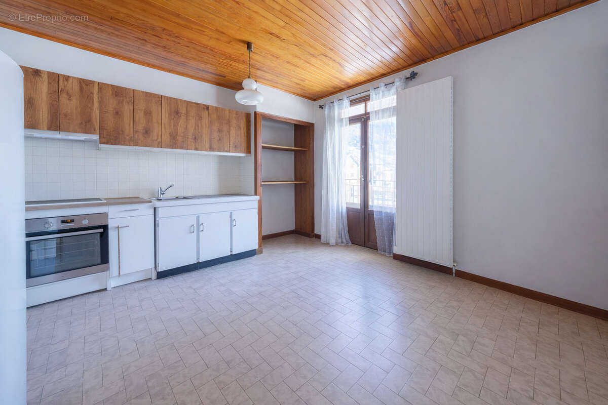 Appartement à TANINGES
