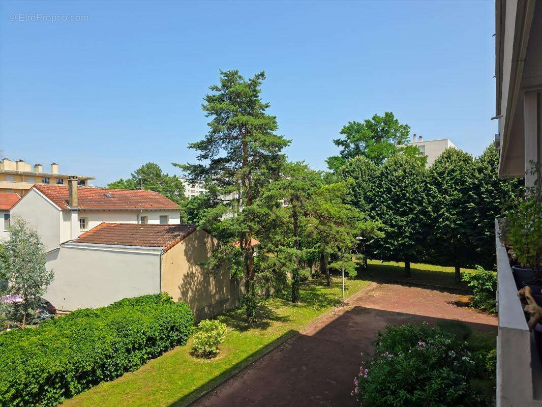 Appartement à CALUIRE-ET-CUIRE