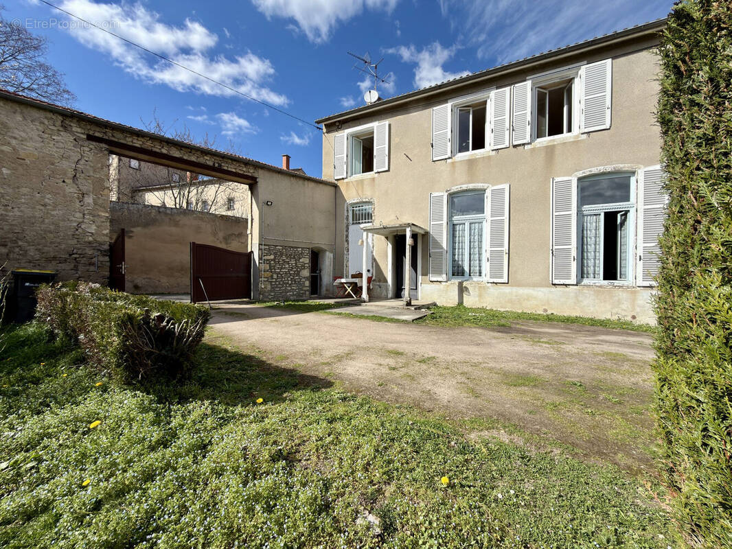 Maison à GANNAT