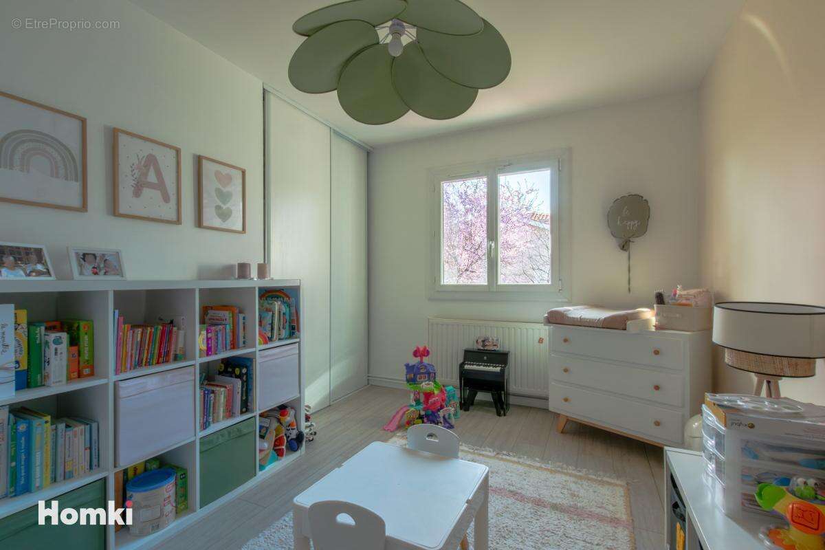 Très jolie maison familiale de 120 m2 – Secteur calme et prisé de Vancia - photo 13