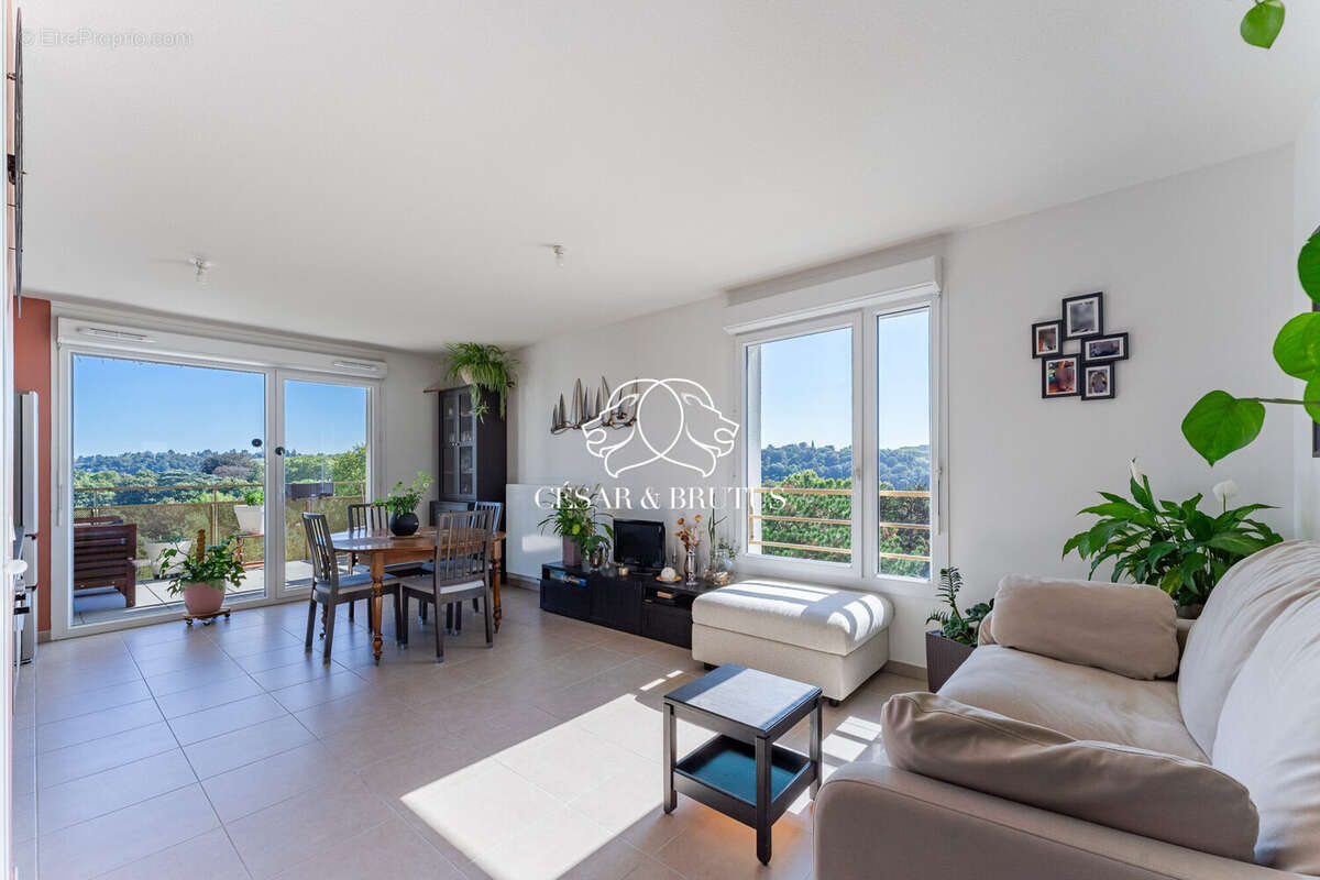 Appartement à LYON-9E