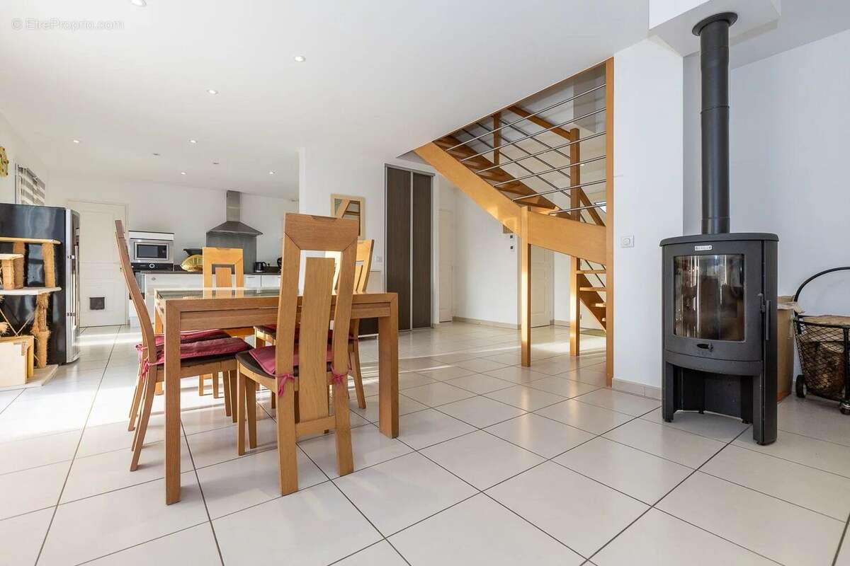 Vente Maison La balme-les-grottes(38390) 359 000ï¿œ - photo 6