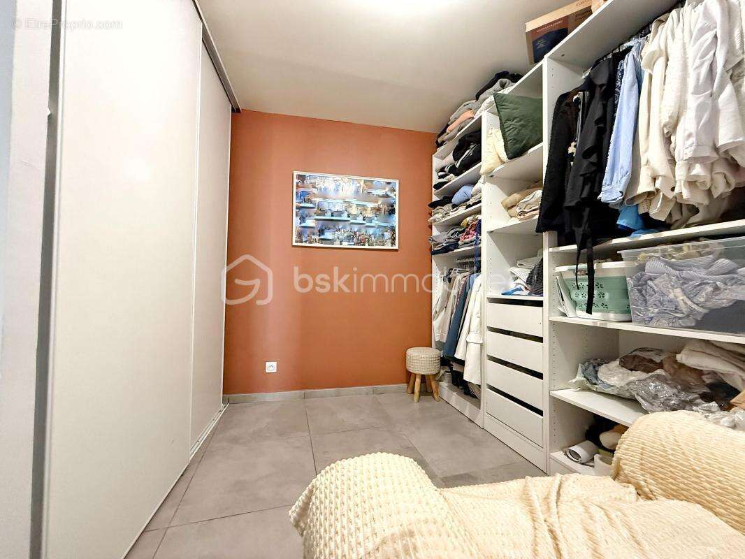 Lespignan – maison de village 89 m² – 4 pièces – terrasse couverte – garage 40 m² - photo 9