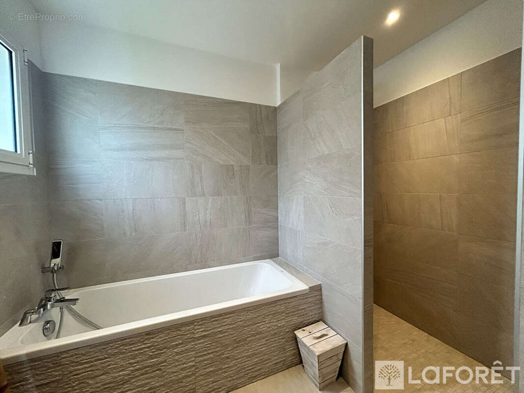 Maison à GUJAN-MESTRAS