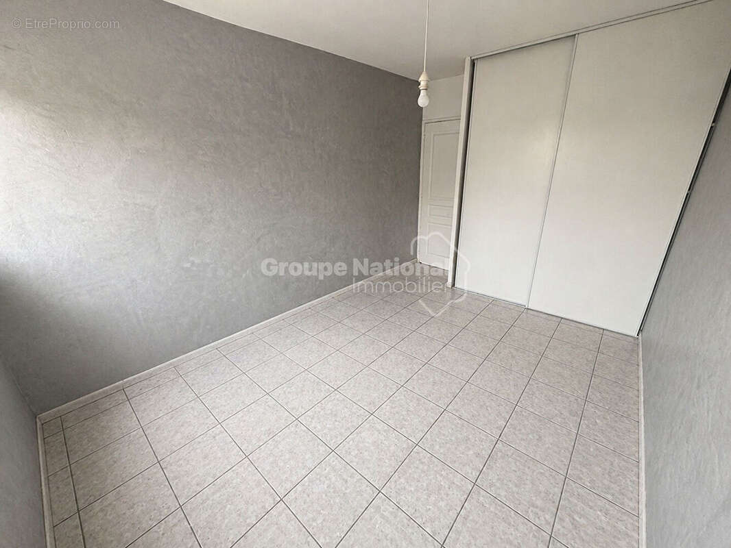 Appartement à MARSEILLE-15E