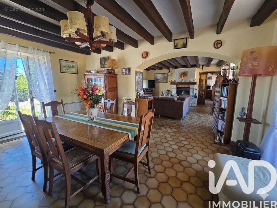 Photo 6 - Maison à BUZANCAIS