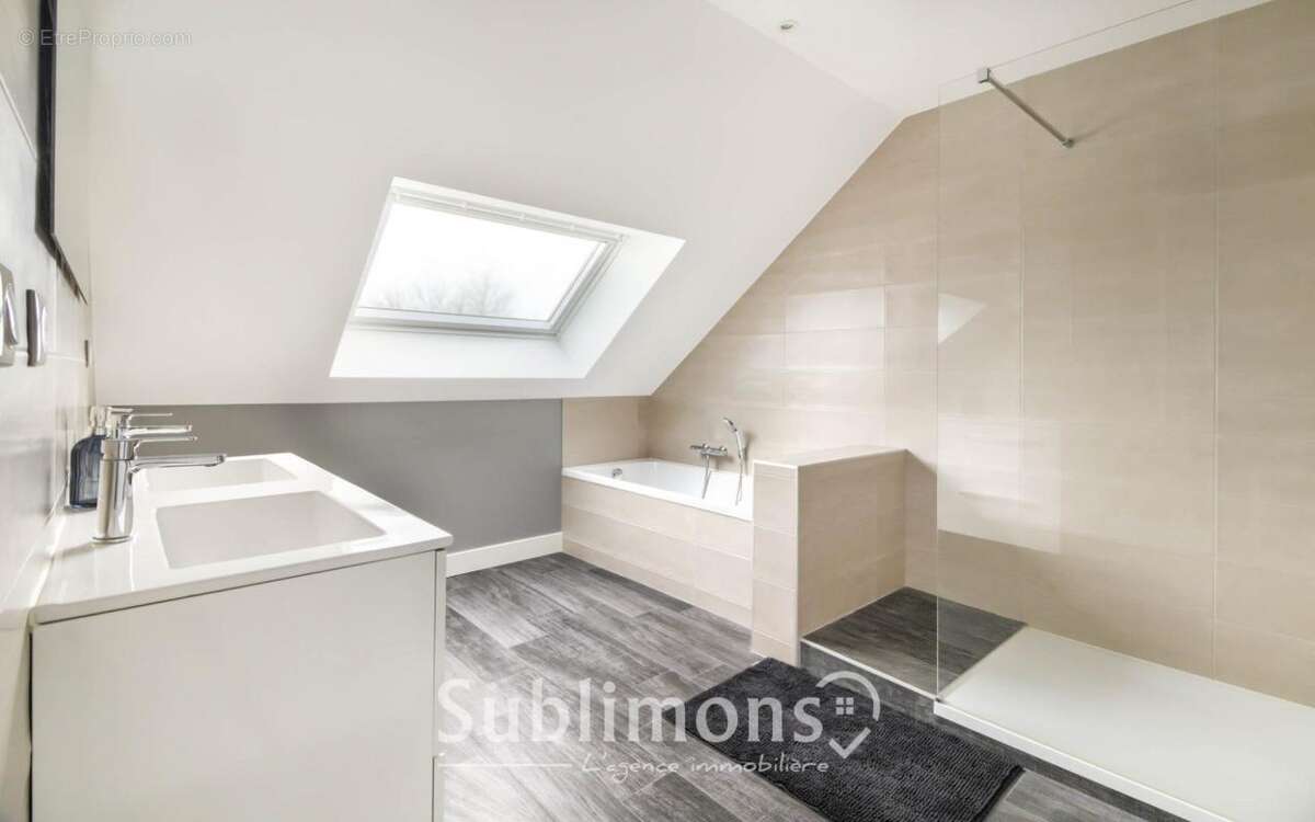 Maison à NORT-SUR-ERDRE